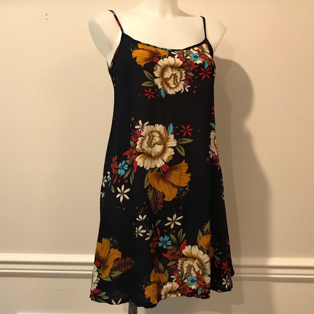 MS Basic Navy with floral light Flowy mini dress